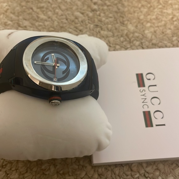 💰SOLD💰 Authentic Men’s Gucci Watch - Picture 3 of 4